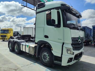 Caminhão Mercedes Actros Ano 2023